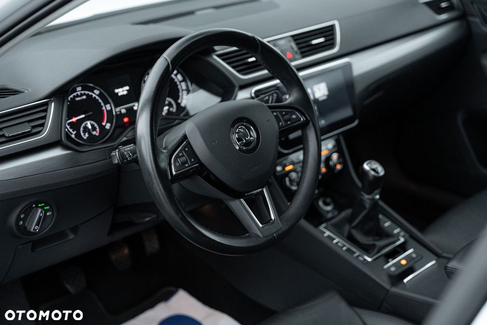 Skoda Superb 2.0 TDI L&K - 15