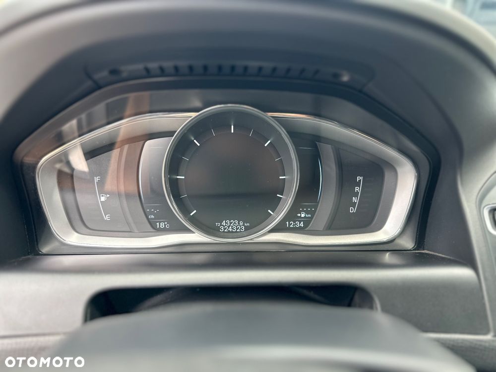 Volvo XC 60 - 11