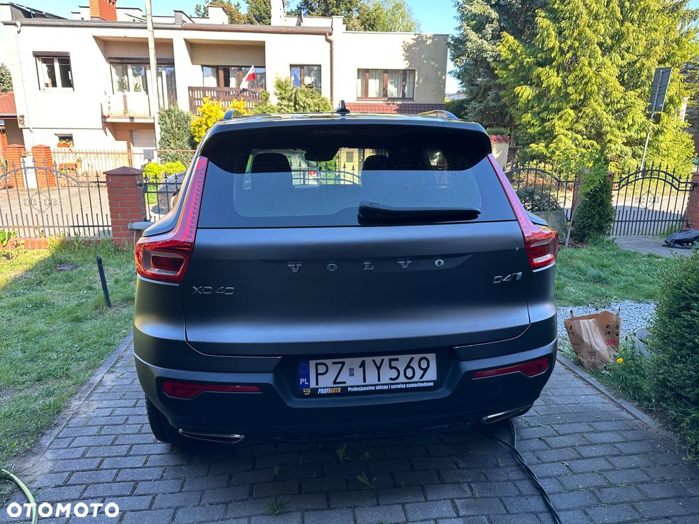 Volvo XC 40 D4 AWD R-Design - 7