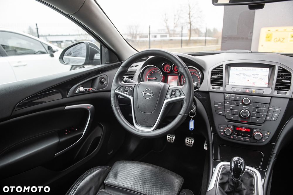 Opel Insignia 2.0 T Sport - 26