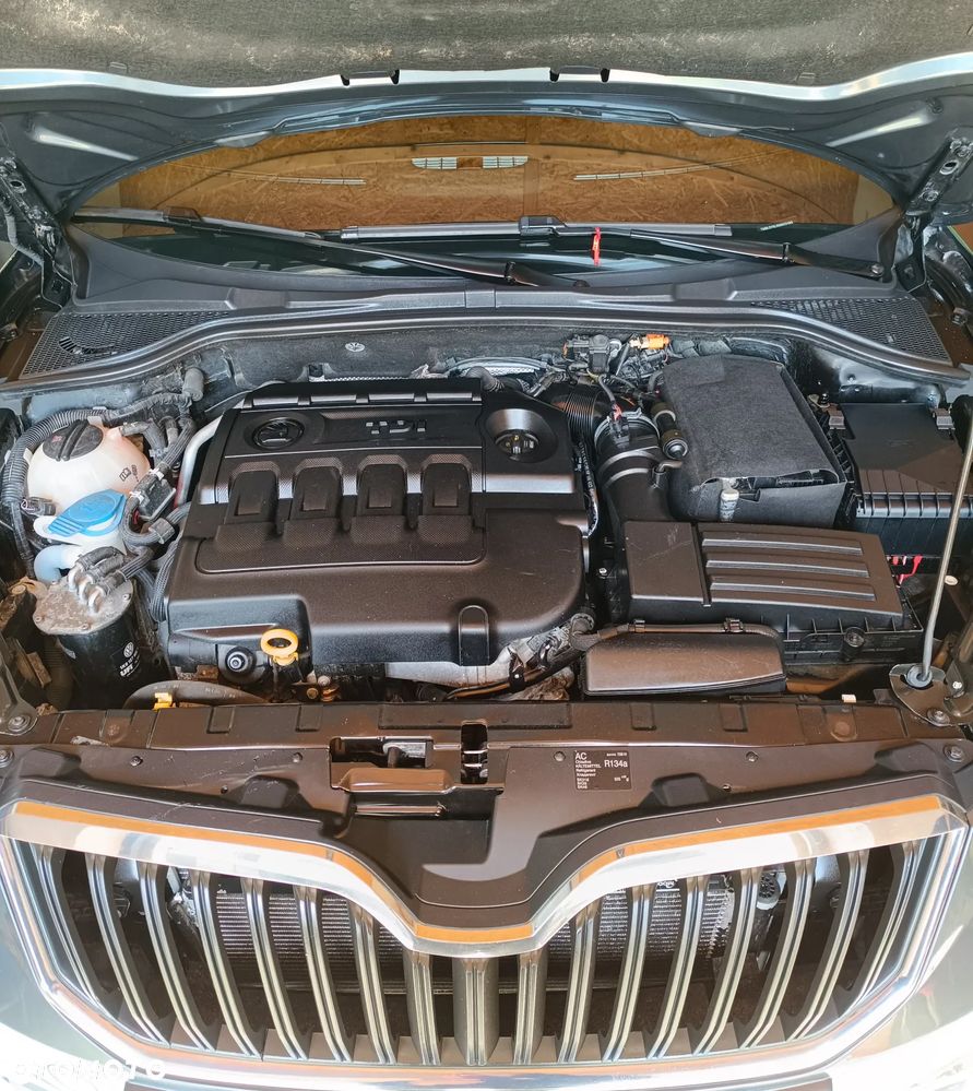 Skoda Yeti Outdoor 2.0 TDI 4x4 DSG Adventure - 8