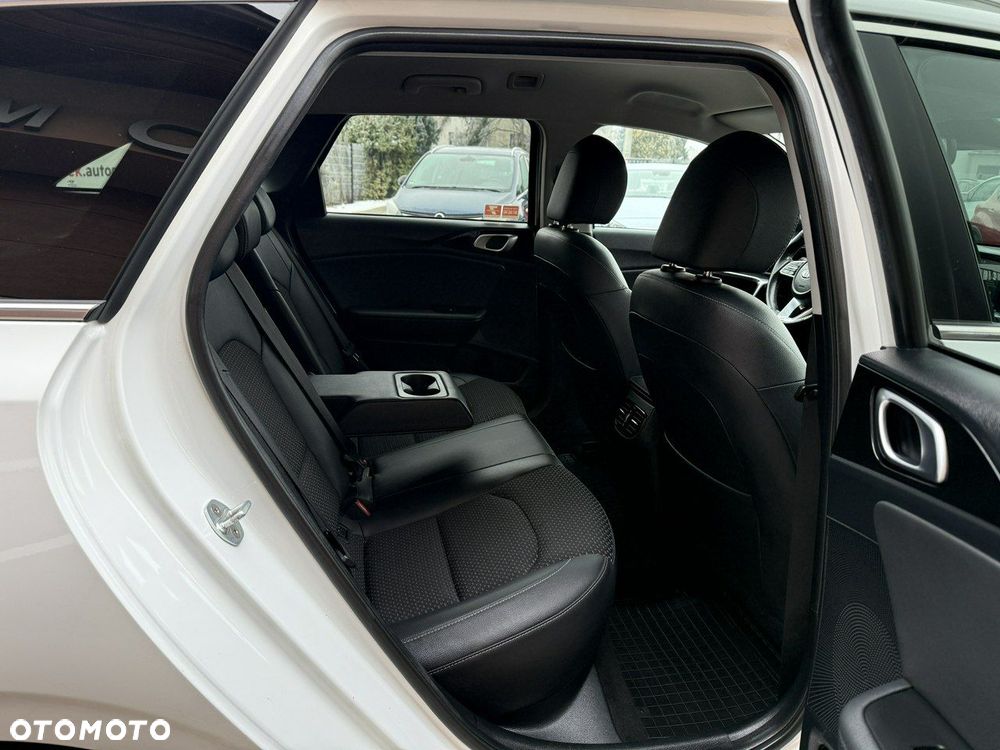 Kia Ceed 1.4 T-GDI L Business Line Plus DCT - 28