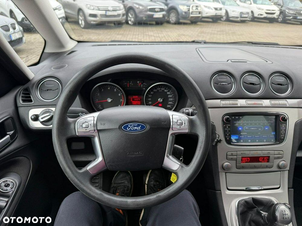 Ford Galaxy 2.0 FF Trend - 18