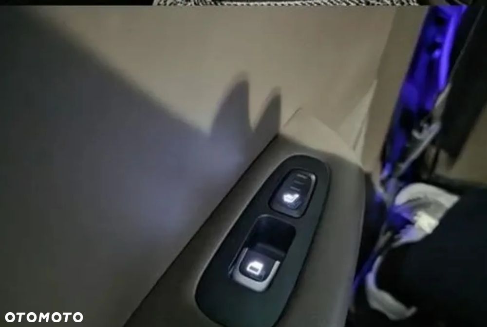 Kia Stinger - 23
