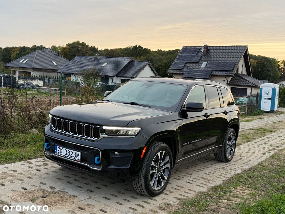 Jeep Grand Cherokee - 1