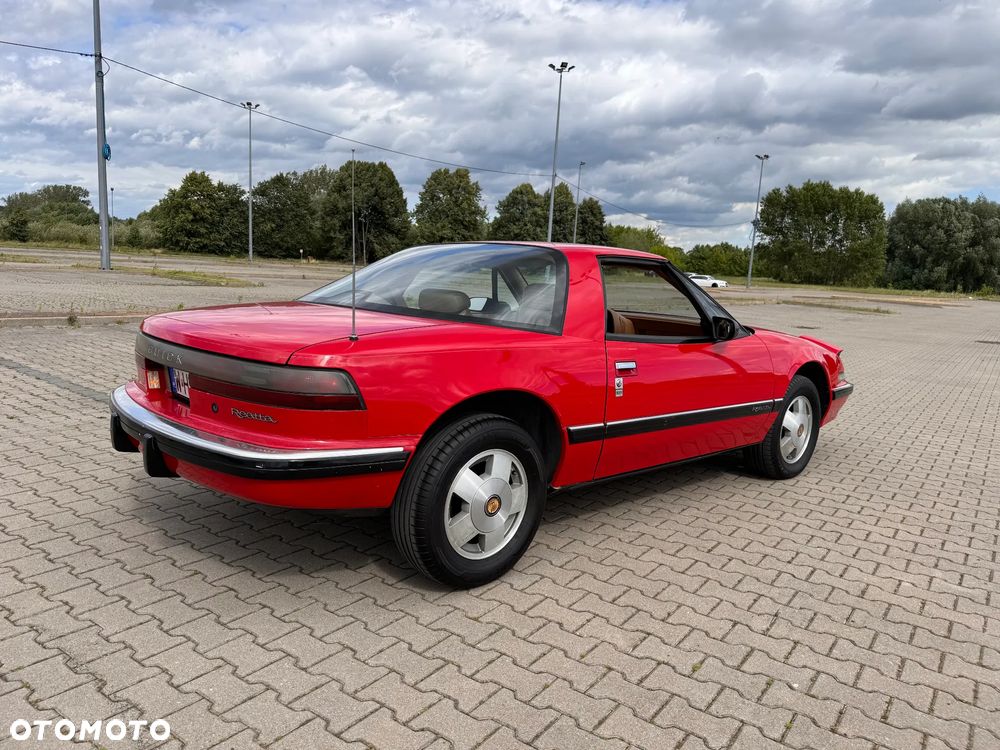 Buick Reatta - 10
