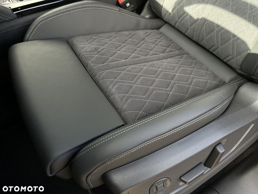 Audi Q5 Sportback - 20