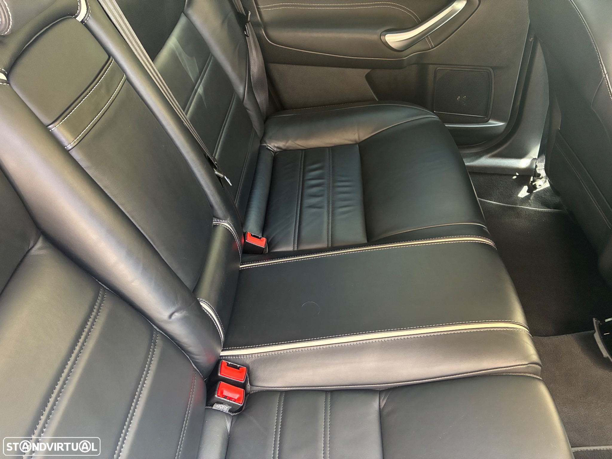 Ford Mondeo SW 1.6 TDCi Titanium Business - 25