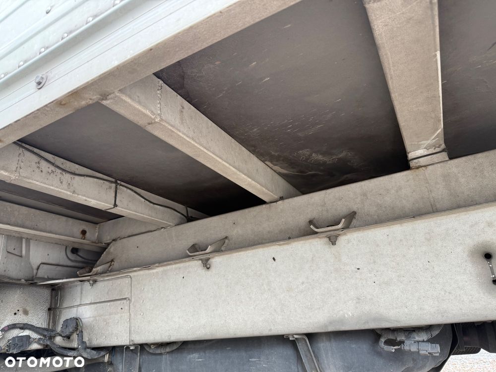 Ford Transit - 13