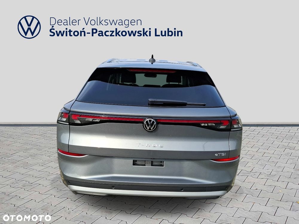 Volkswagen T-Roc - 4