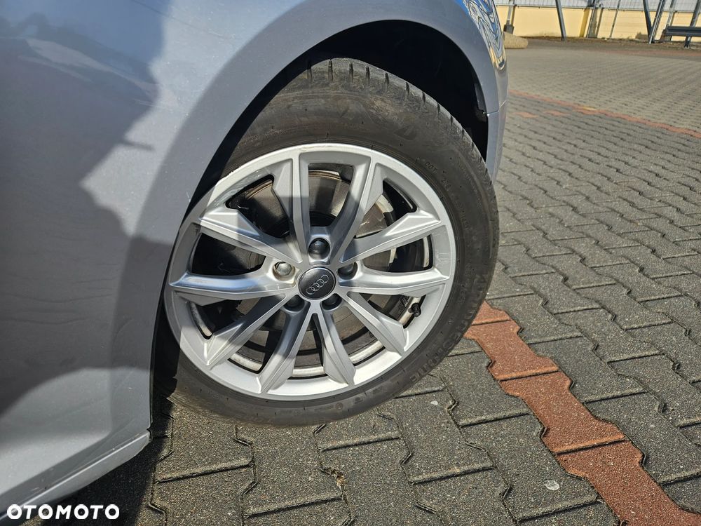 Audi A4 Avant 2.0 TDI ultra - 15