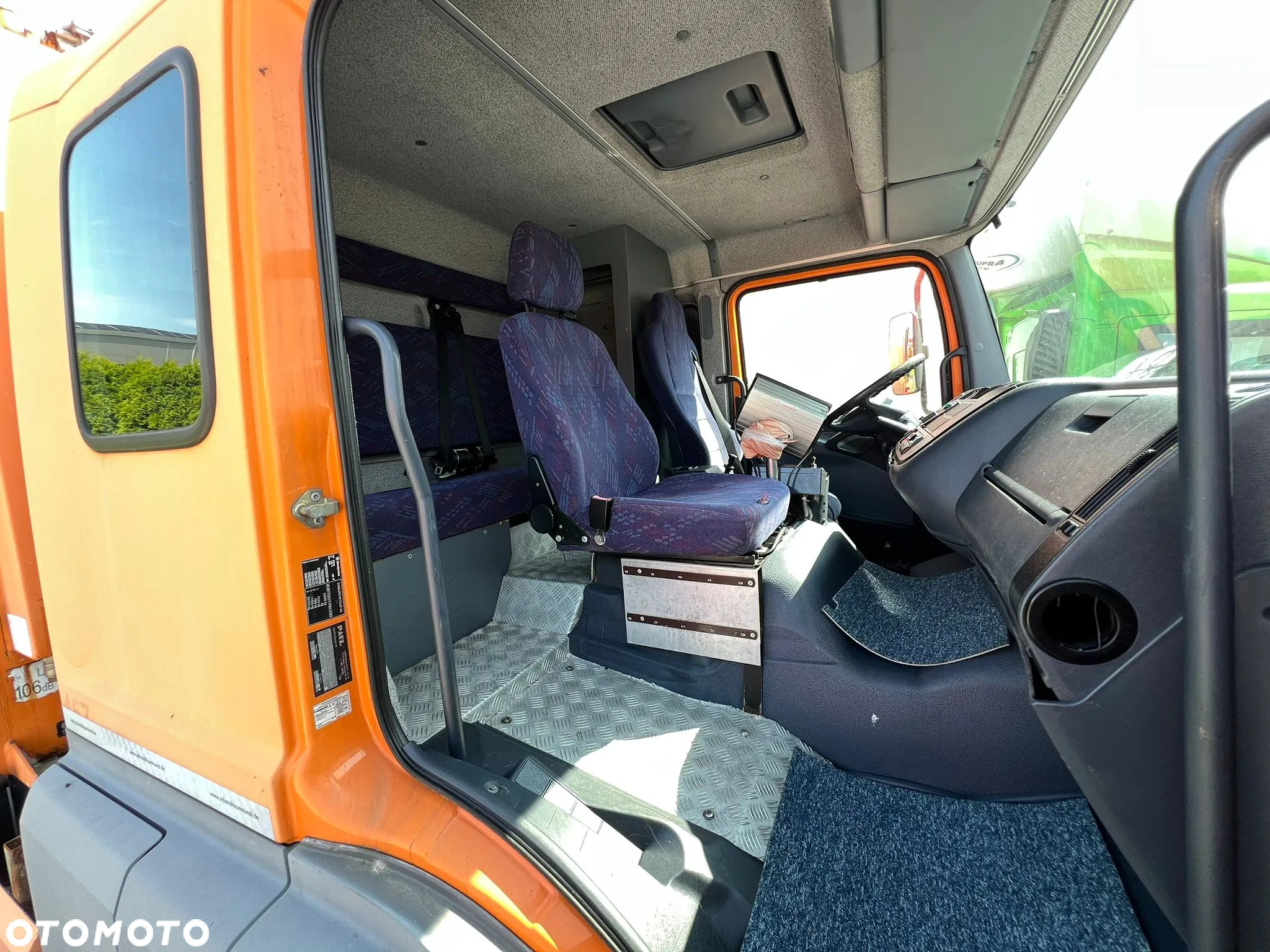 Mercedes-Benz ATEGO 1528 ŚMIECIARKA ZOELLER MEDIUM - 8