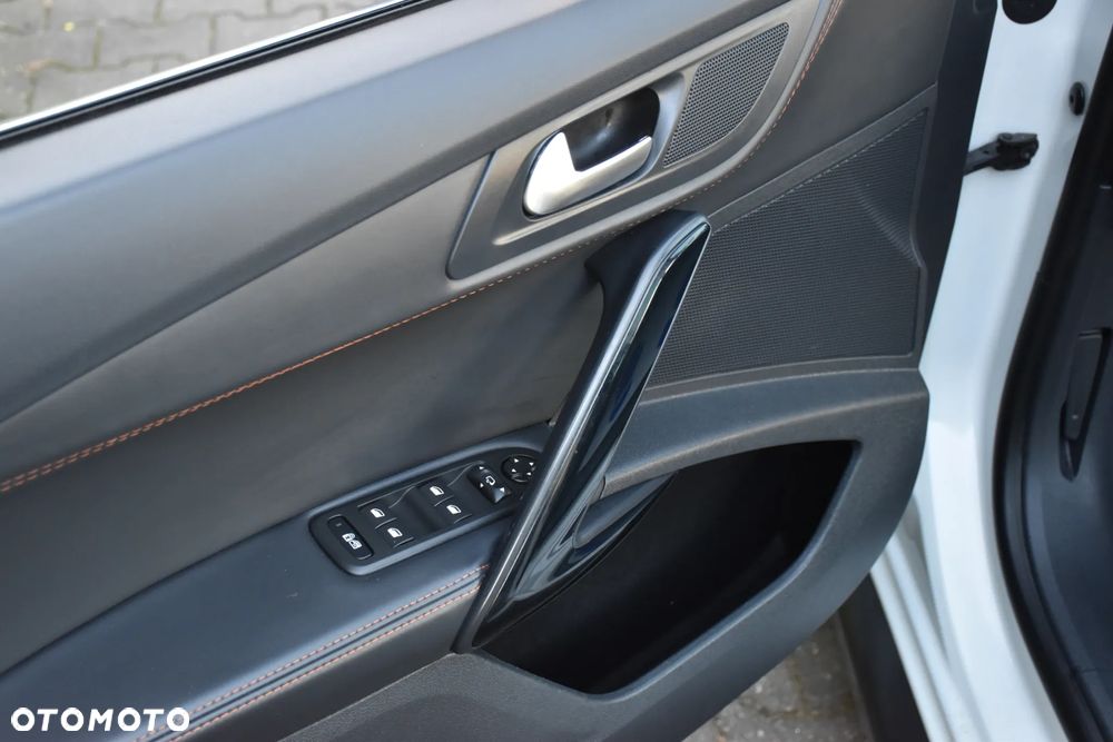 Peugeot 508 RXH BlueHDi 180 EAT6 Stop&Start - 22