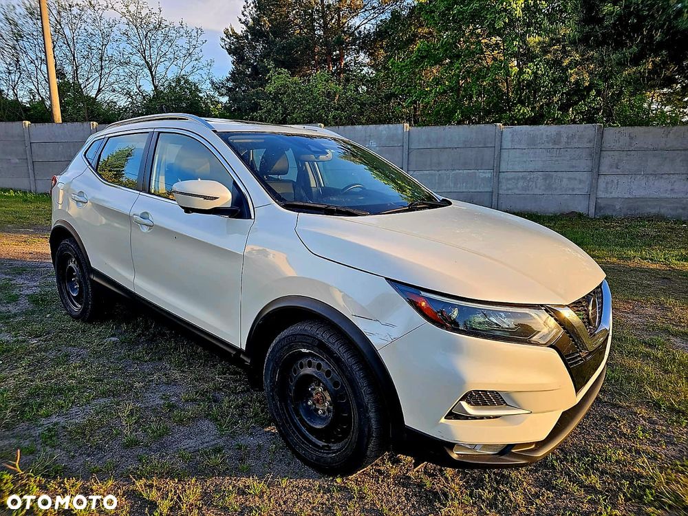 Nissan Qashqai - 1