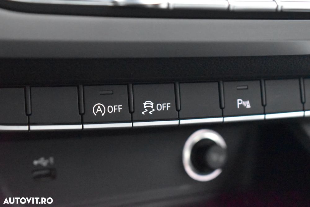 Audi A4 35 TDI S tronic MHEV Basic - 34