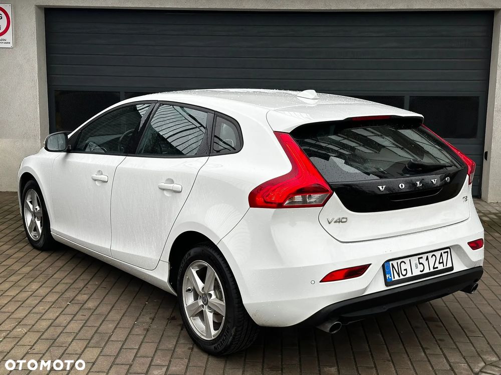 Volvo V40 T2 You - 6