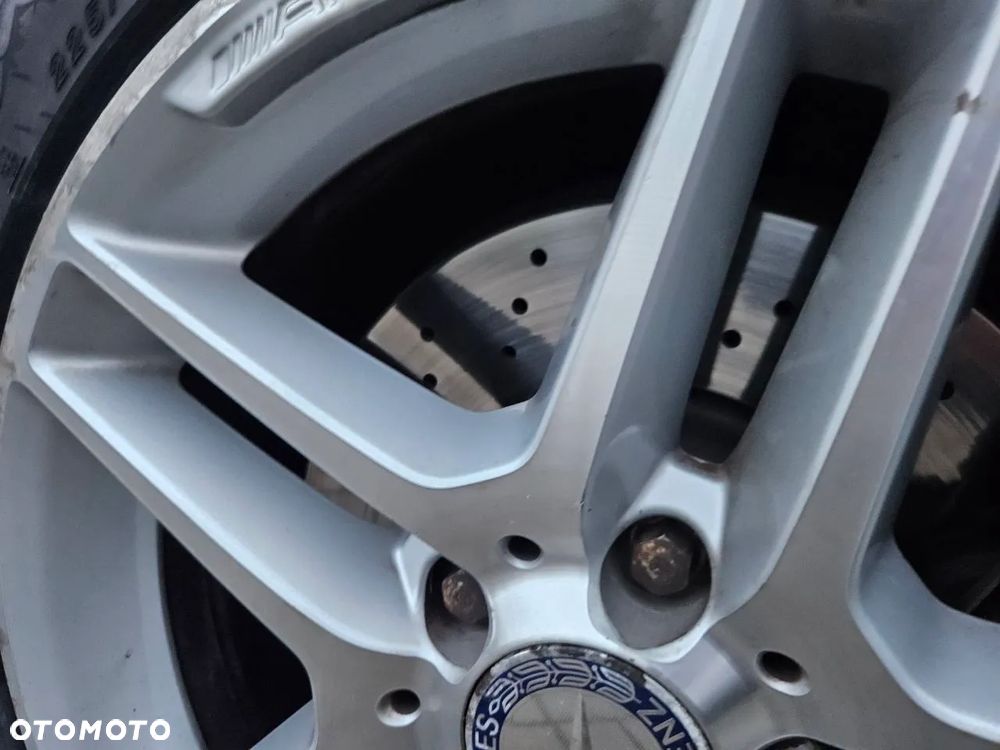 Mercedes-Benz Klasa C 250 (BlueTEC) d 4Matic T 7G-TRONIC AMG Line - 17