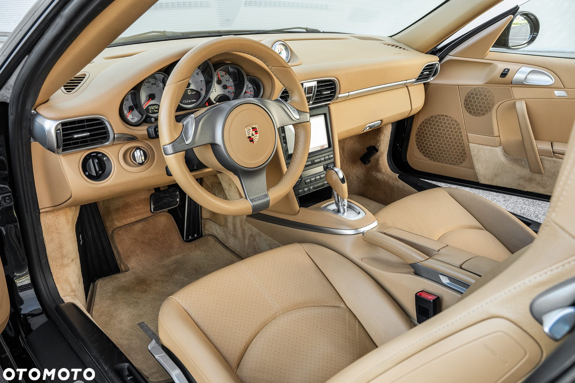 Porsche 911 Carrera 4S PDK - 29
