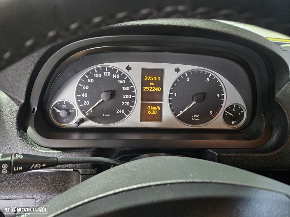 Mercedes-Benz B 180 CDI Autotronic - 9