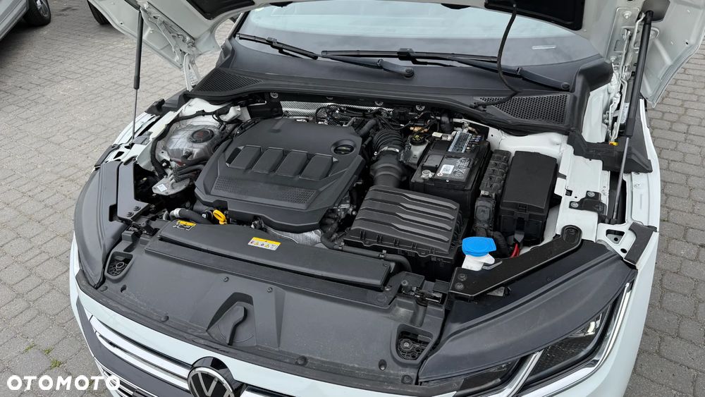 Volkswagen Arteon 2.0 TDI SCR R-Line DSG - 38
