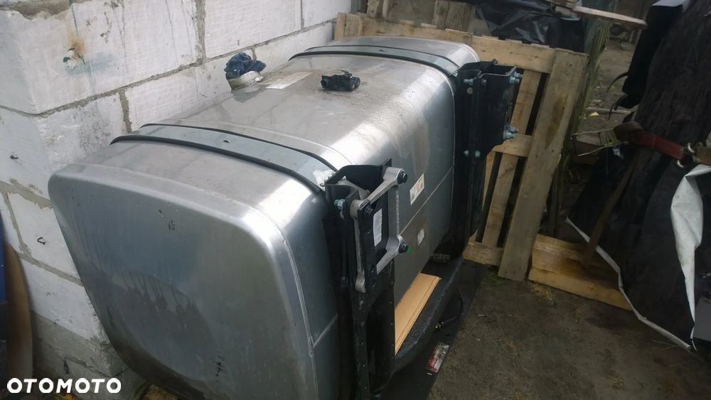 man tga tgx tgs łapy mocowanie zbiornika paliwałapy - 1