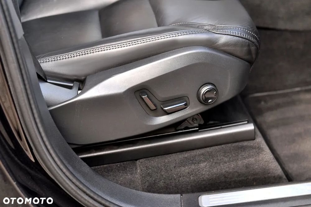 Volvo XC 90 D5 AWD Inscription 7os - 19