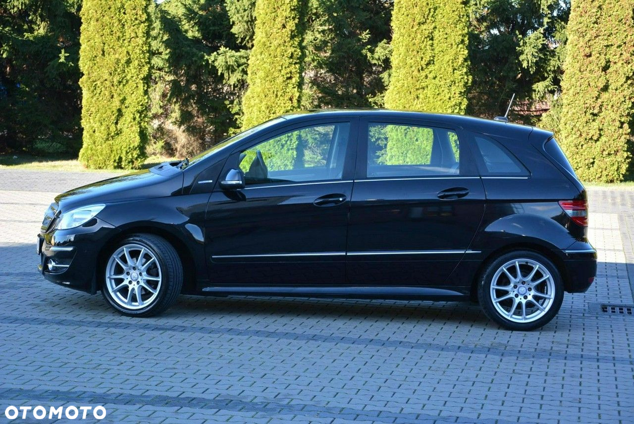 Mercedes-Benz Klasa B 180 - 4