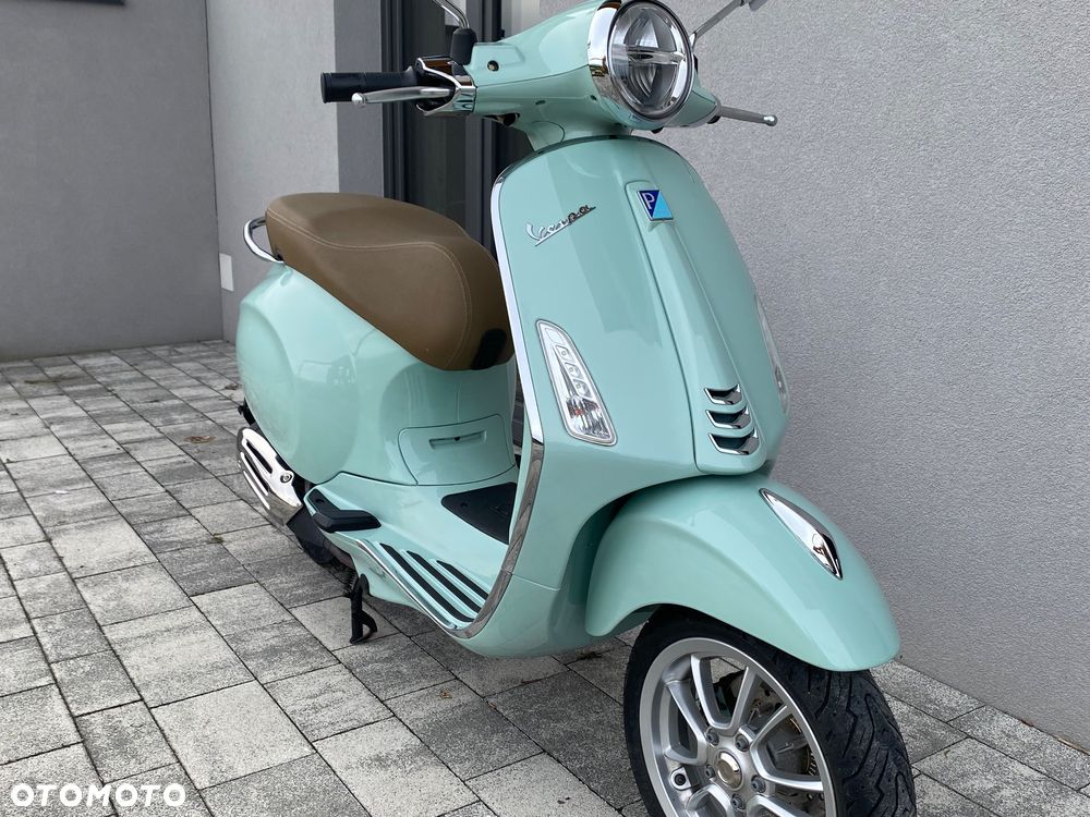 Vespa Primavera - 2