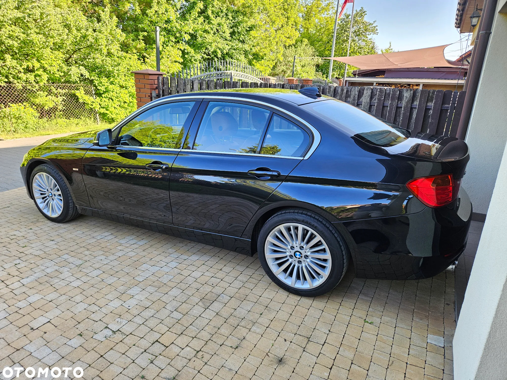 BMW Seria 3 335d xDrive Luxury Line - 3