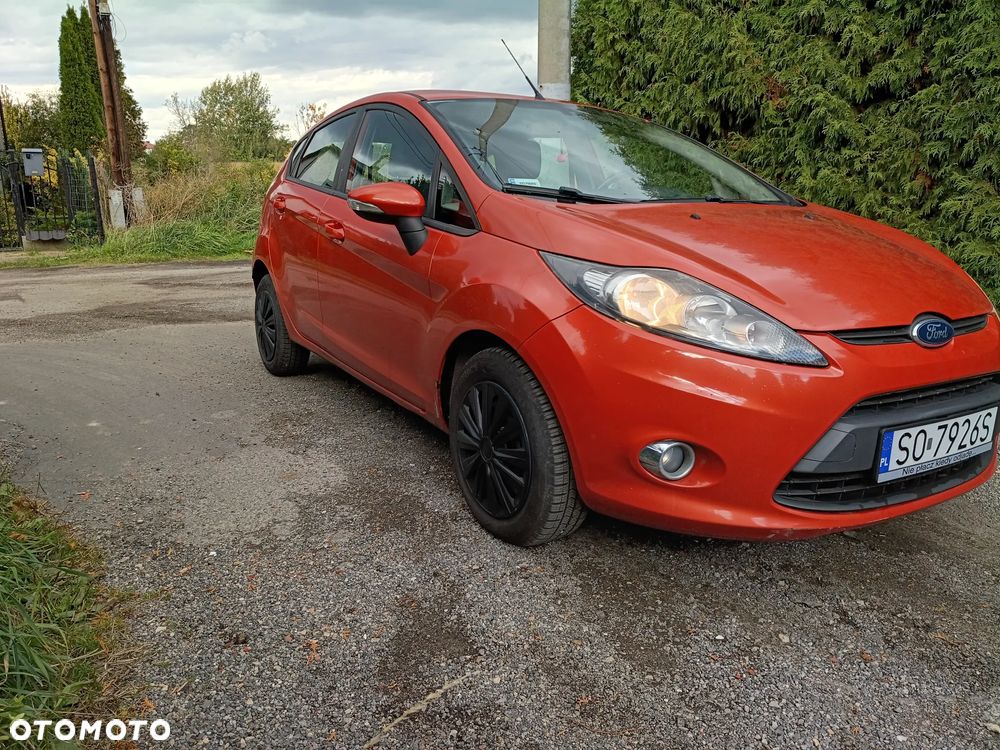 Ford Fiesta 2011 photo 4