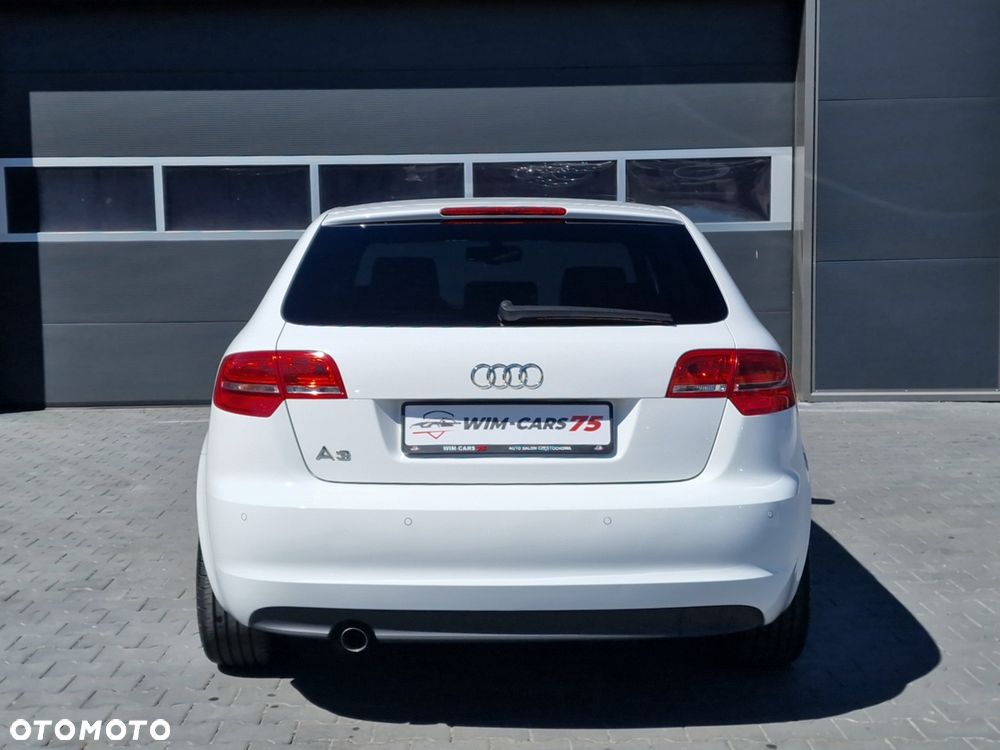 Audi A3 Sportback 2.0 TDI DPF S line Sportpaket - 10
