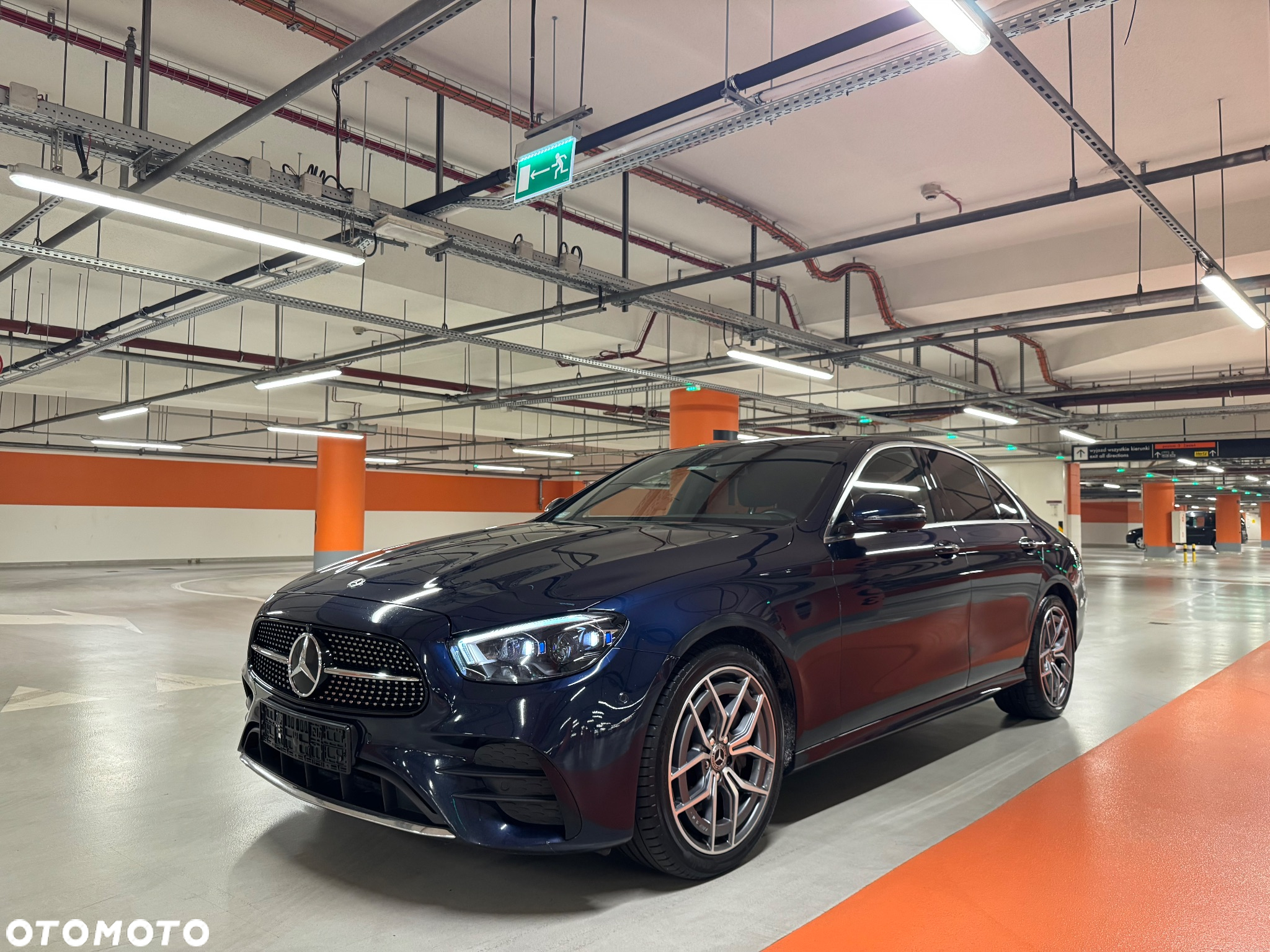 Mercedes-Benz Klasa E 220 d 4-Matic AMG - 2
