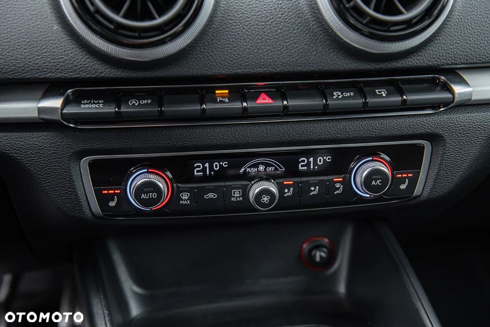 Audi S3 Sportback 2.0 TFSI Quattro - 23