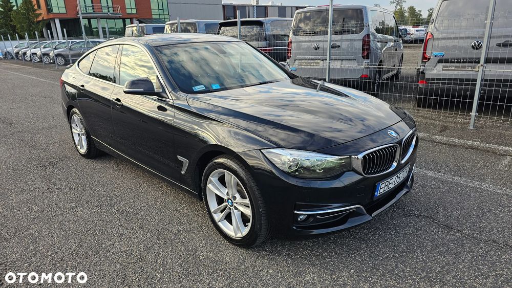 BMW 3GT 330i xDrive Luxury Line - 3