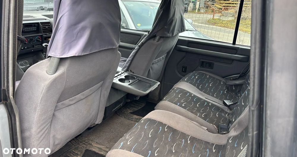 Land Rover Discovery 2.5 TDI - 8