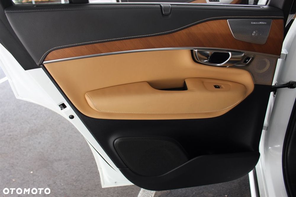 Volvo XC 90 T6 AWD Inscription 7os - 34