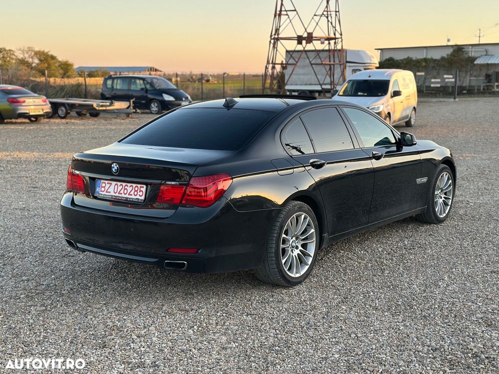 BMW Seria 7 740d xDrive Aut. - 3