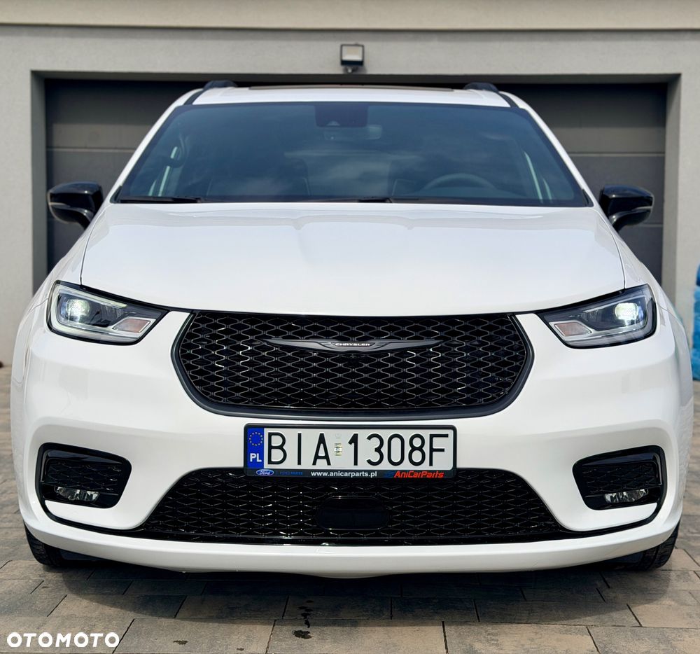Chrysler Pacifica - 18