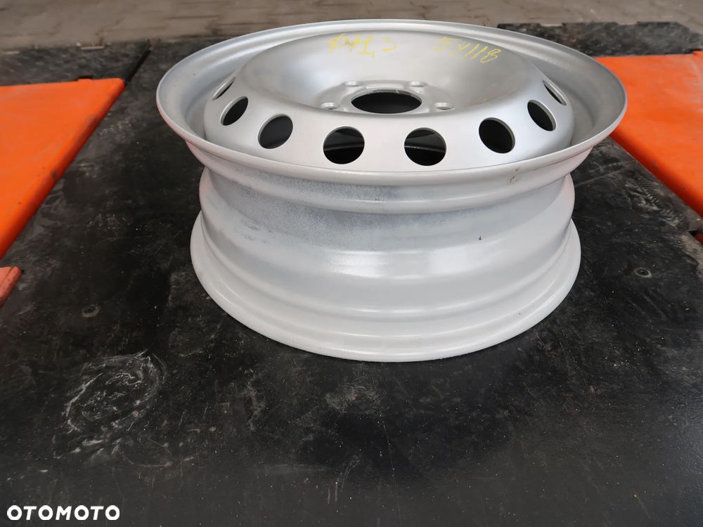 Felga Stalowa Renault Trafic Opel Vivaro 5x118 - 2