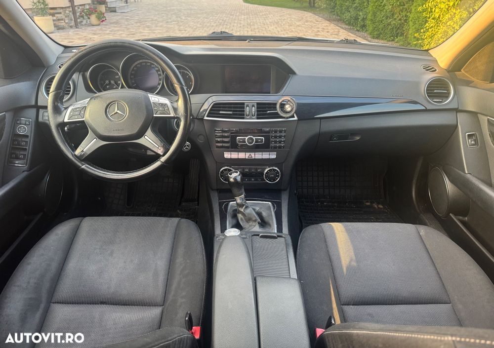 Mercedes-Benz C - 7