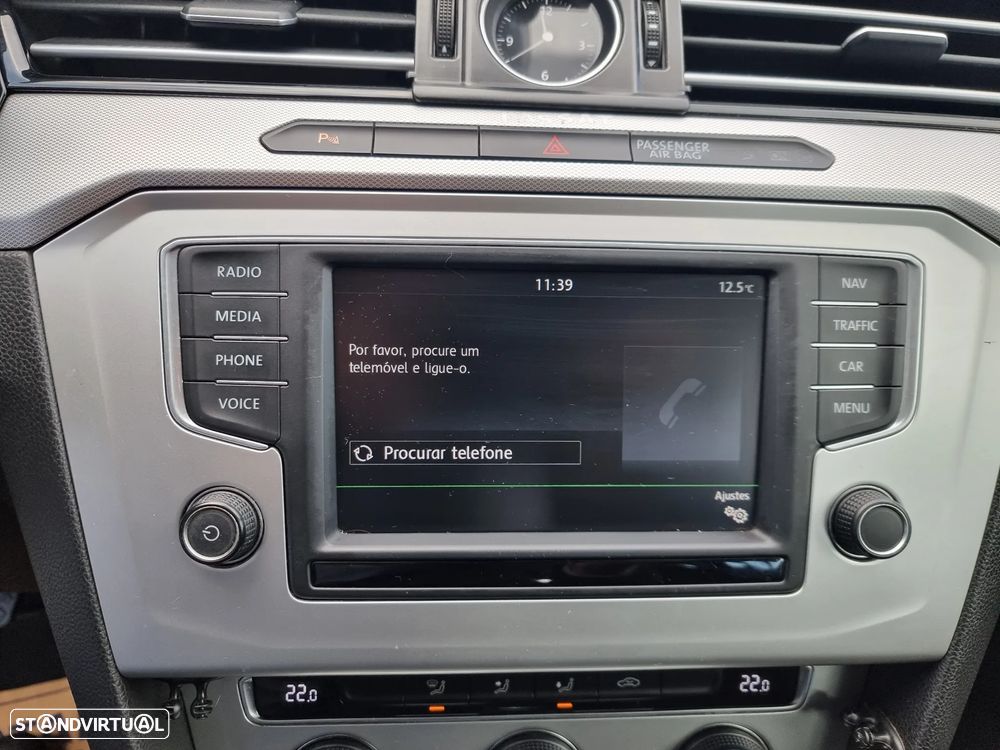 VW Passat Variant 2.0 TDi Confortline - 16