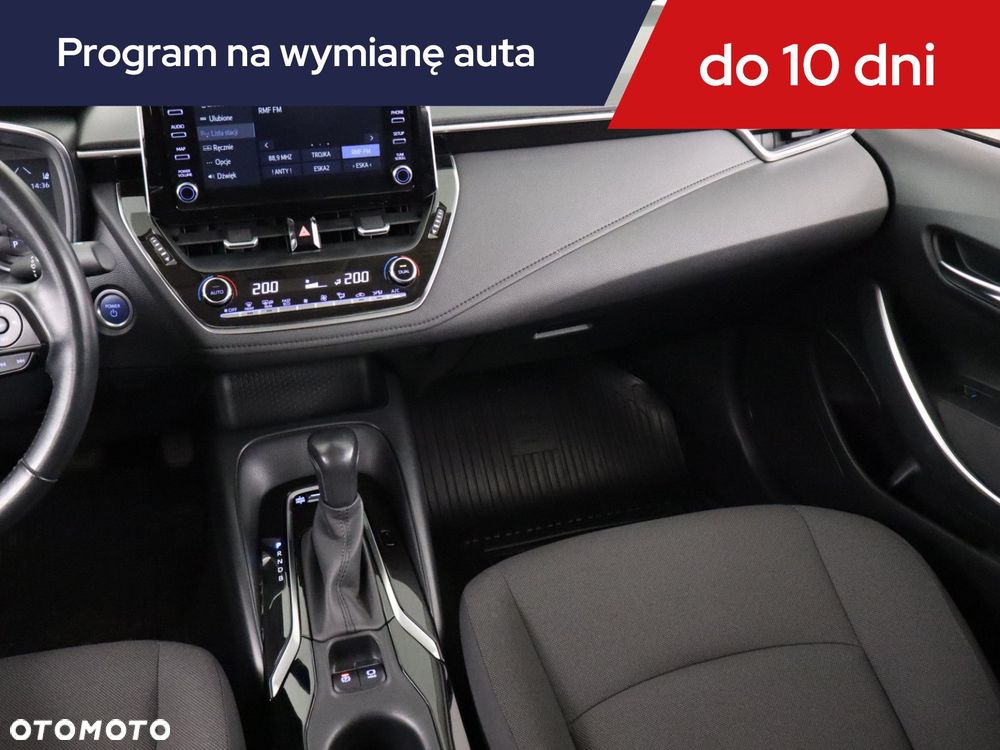 Toyota Corolla - 10