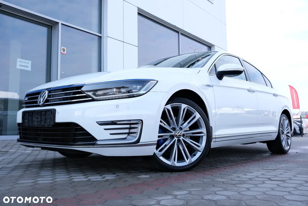 Volkswagen Passat - 3