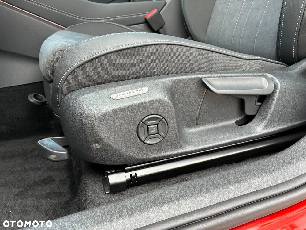 Volkswagen T-Roc - 26