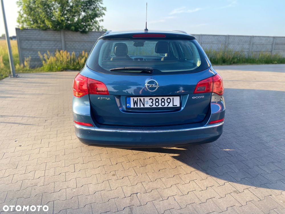 Opel Astra 1.6 CDTI Cosmo - 9