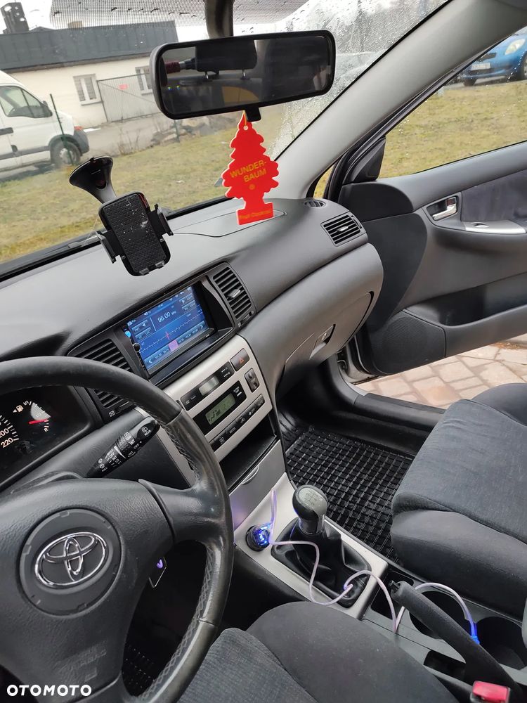 Toyota Corolla 2.0 D-4D Base Polaris - 8