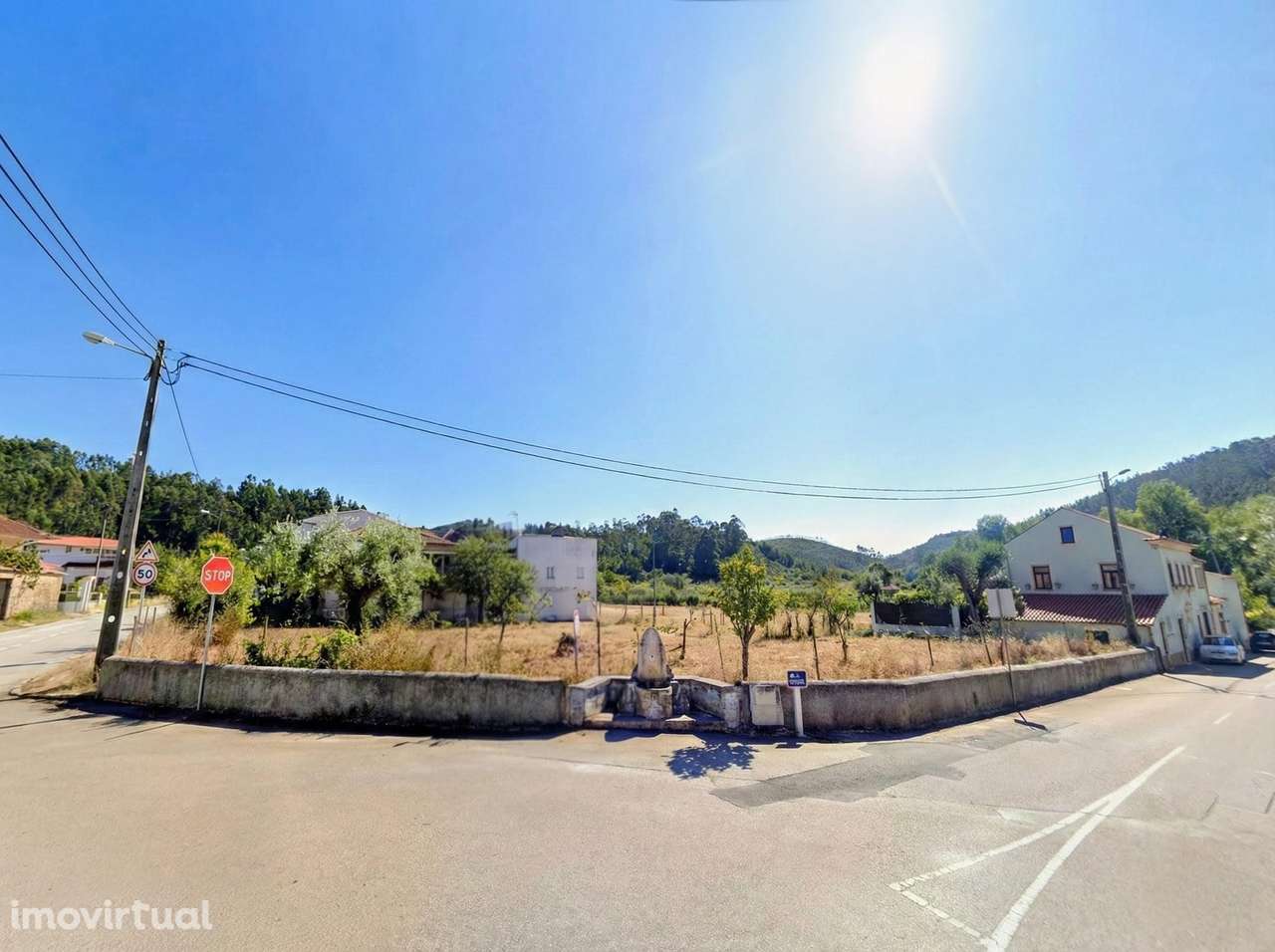 Terreno Urbanizável: Crie a Casa dos Seus Sonhos em Ambiente Tranquilo - Grande imagem: 2/8