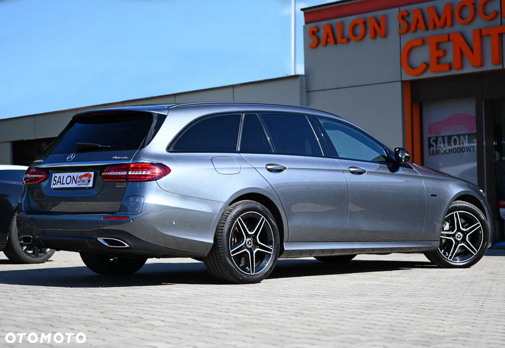 Mercedes-Benz Klasa E 300 de 4Matic 9G-TRONIC AMG Line - 31