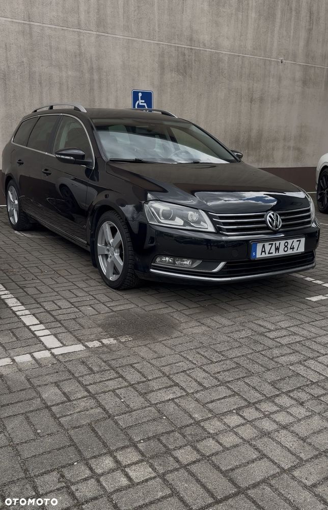 Volkswagen Passat 2.0 TDI DPF DSG Sportline - 12