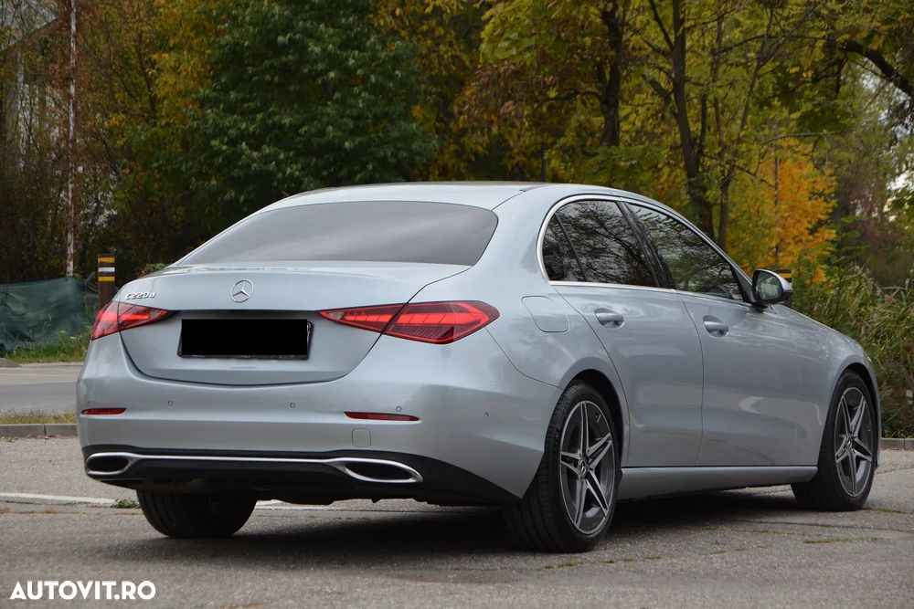 Mercedes-Benz C 220 d T 9G-TRONIC AMG Line - 22